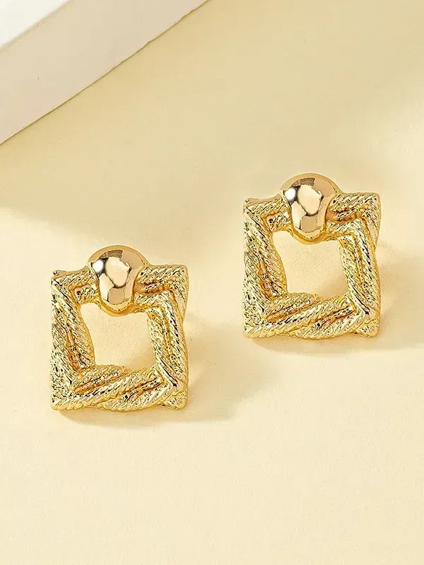 27 Retro Square Earrings