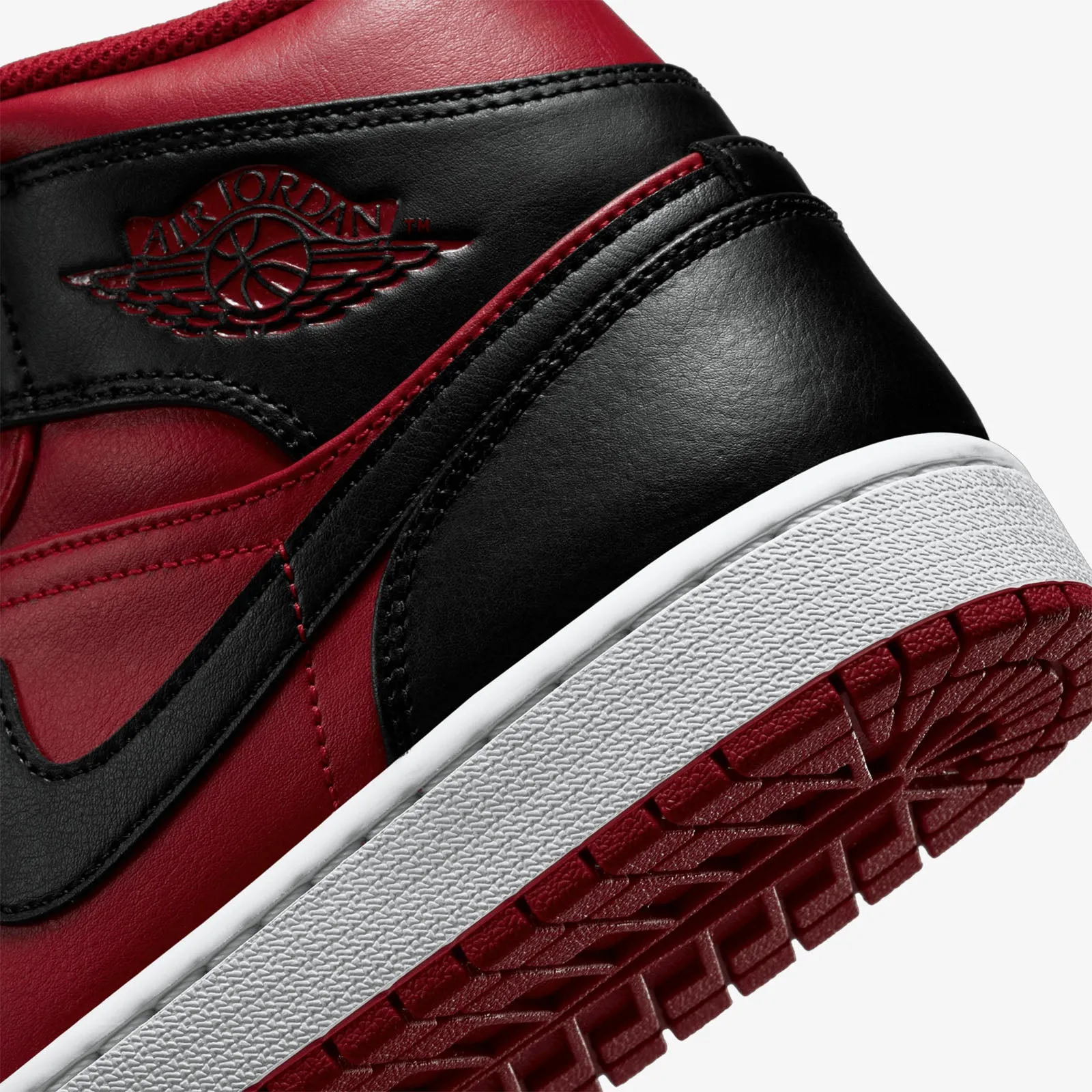 Air Jordan 1 Mid - Reverse Bred