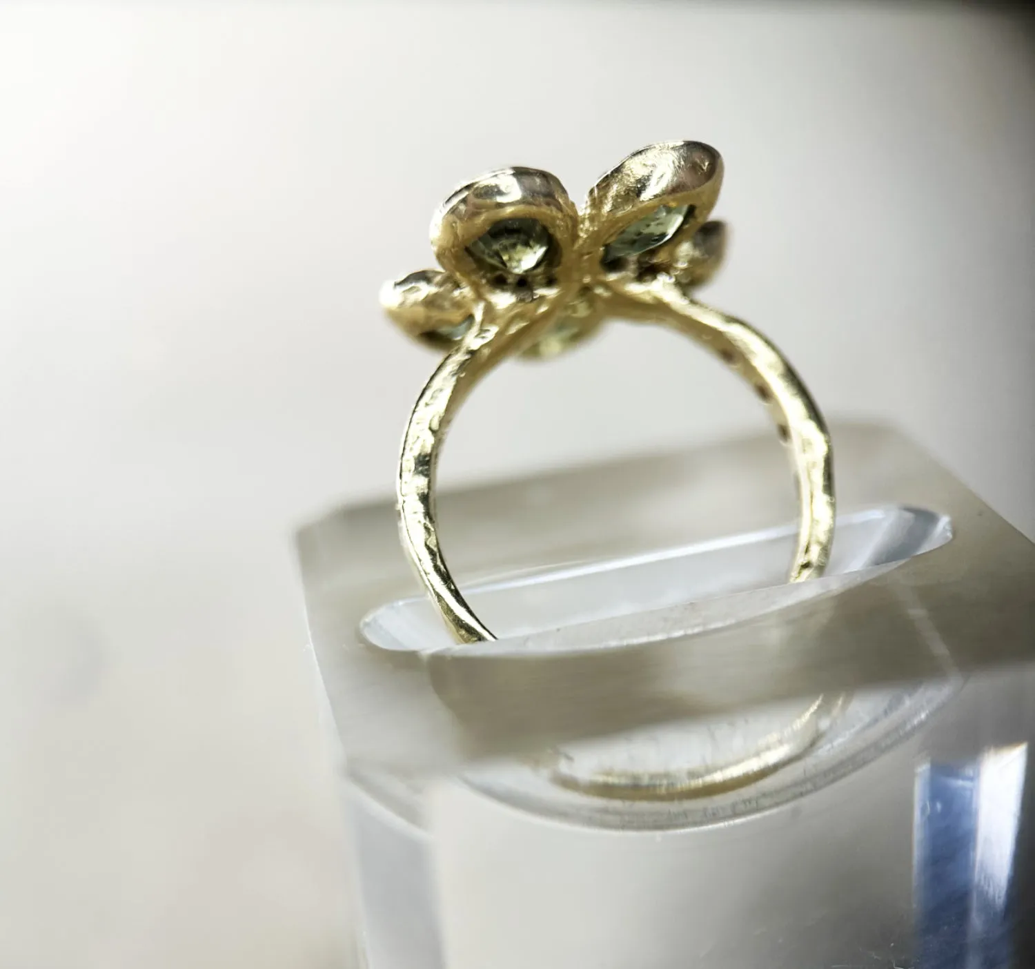 Blossom Sapphires Flower in 18ct Gold One of a kind (Exclusive to Tomfoolery London)