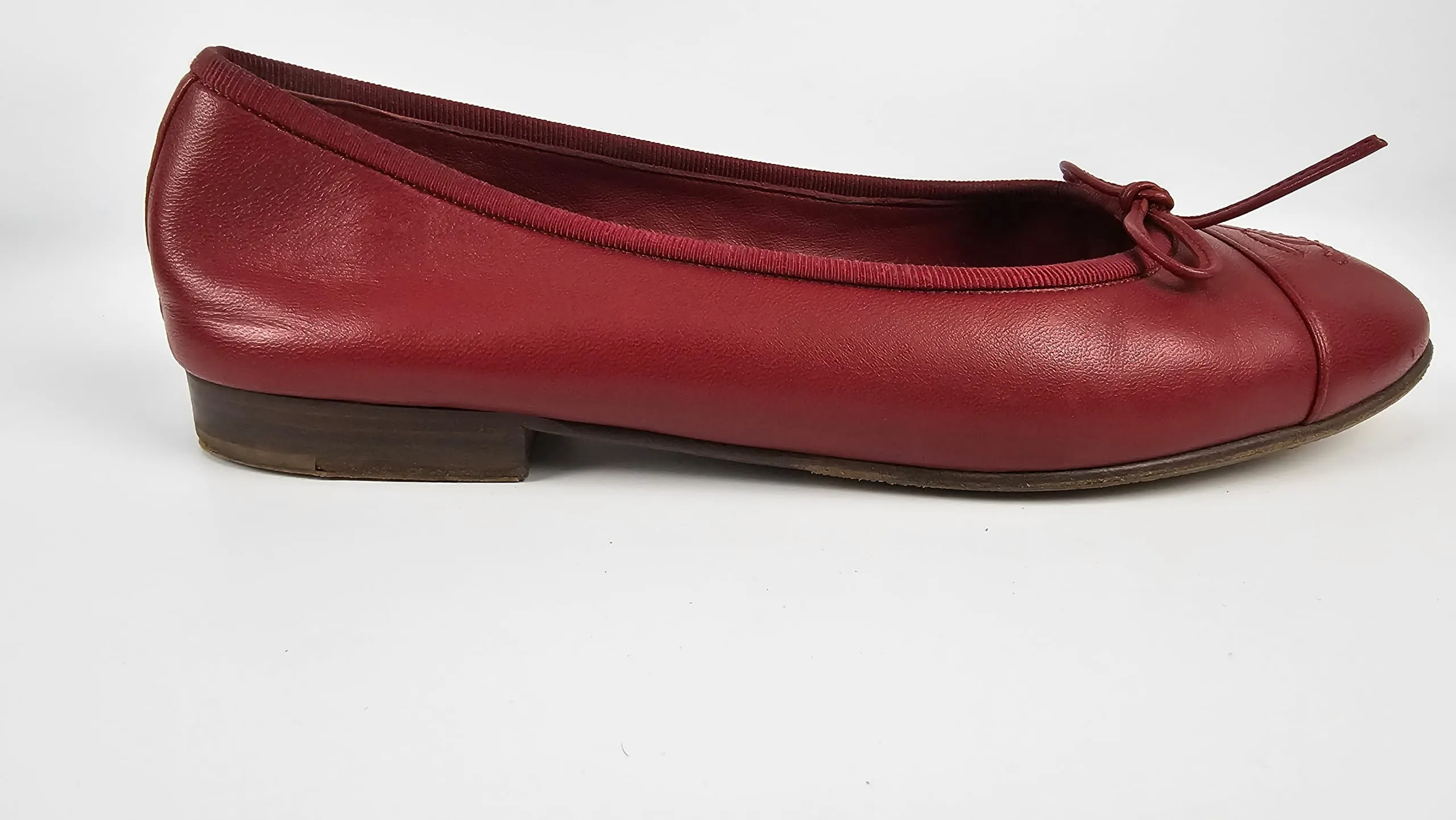 Classic Ballerina Flats in Burgundy Red