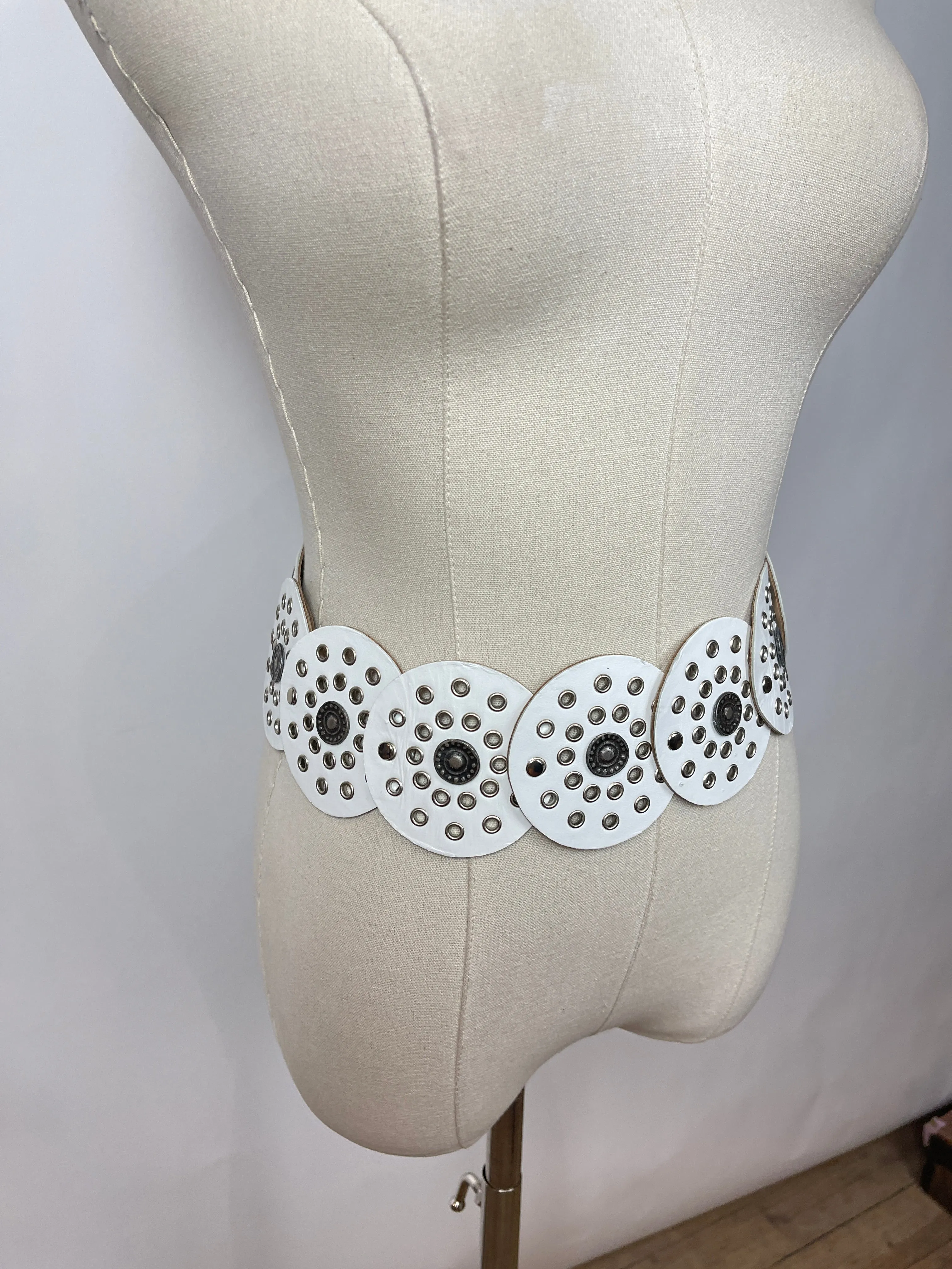 Maryam Nassir Zadeh White Medallion Belt (XS/S)