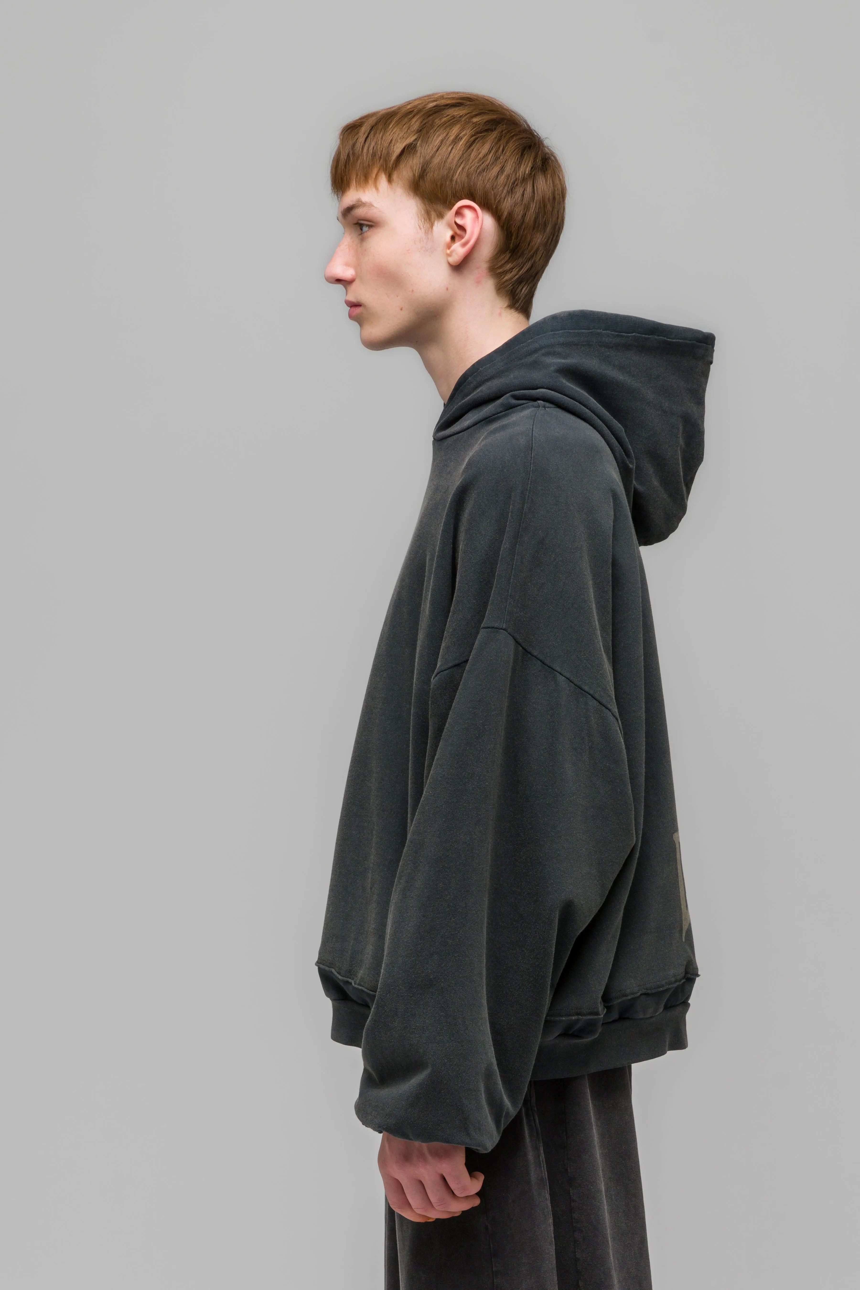 "PSYCHIC" LAYERED BUBBLE HOODIE